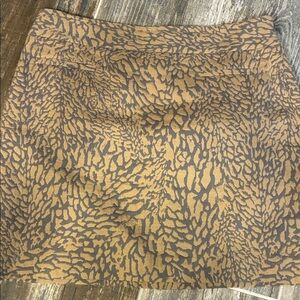 Loft mini skirt.  Textured gold and gray design. EUC